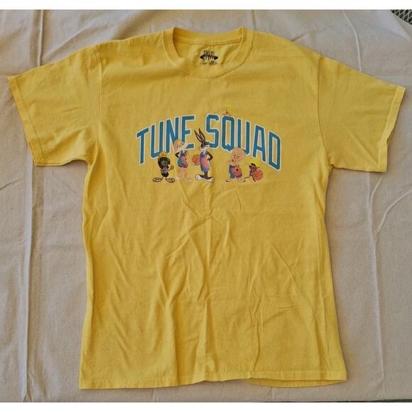 Space Jam Basketball Tune Squad Bugs & Lola Bunny Cartoon Shirt Mens M - Picture 1 of 4